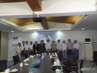德宏州贸易商会驻缅甸商务代表处与缅甸畜牧企业协会签约